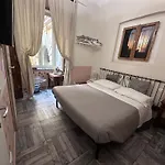 Corso 211 Beds & Suites